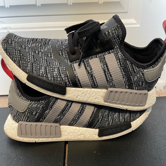 Men’s Adidas NMD_R1,size 10. - Picture 4 of 5